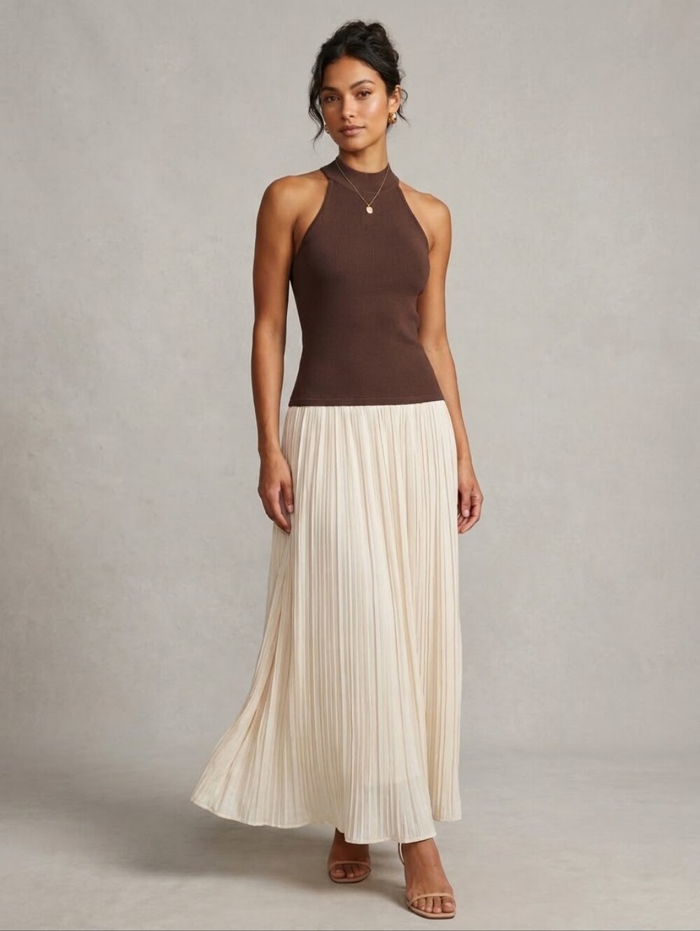 Moon River Brown Knit Pleated Maxi Dress Sz L Cream Skirt Halter Neck